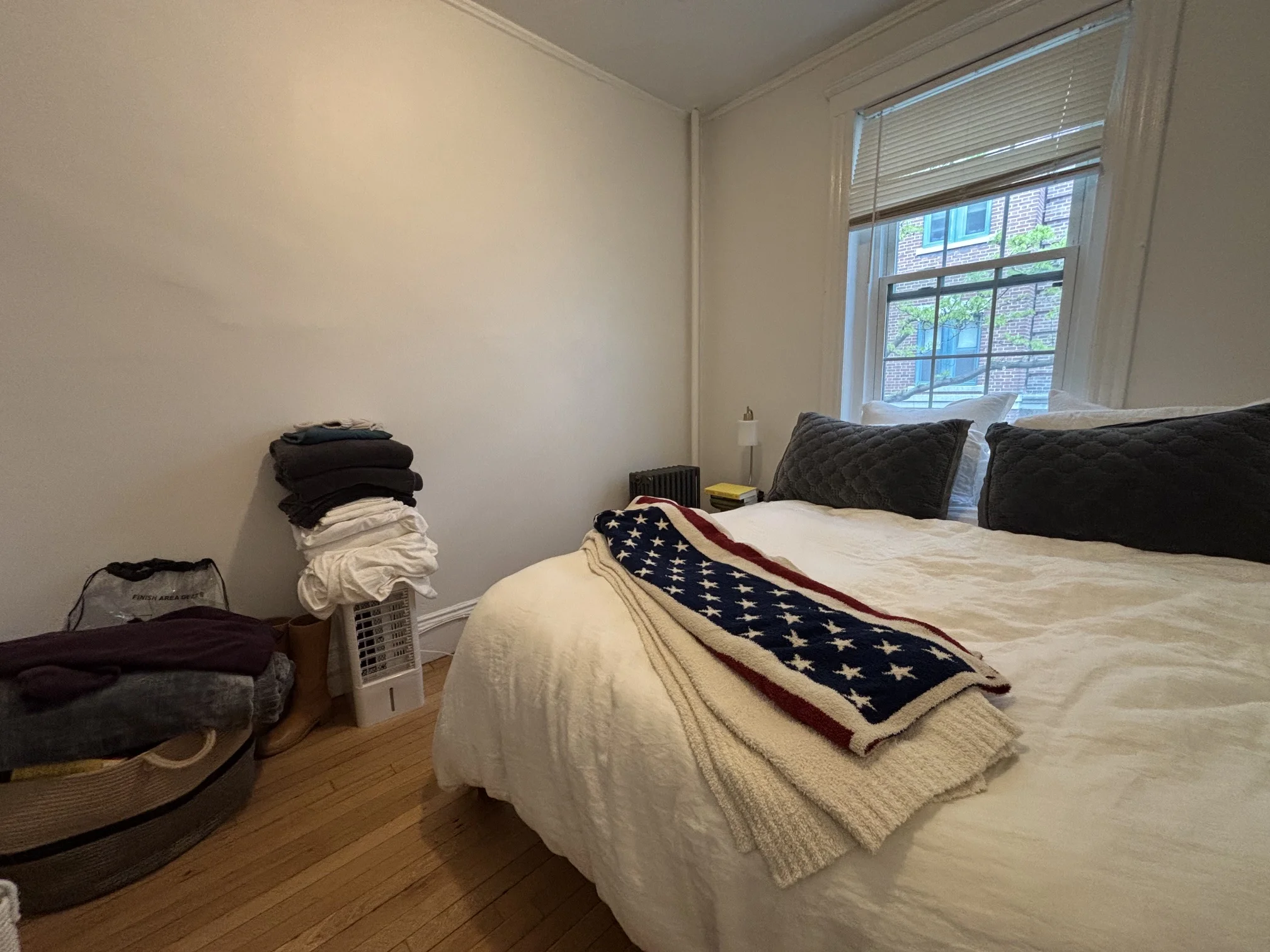 1 bed, 1 bath apartment for rent at 26 Myrtle St Unit 5, Beacon Hill — photo 5 of 13
