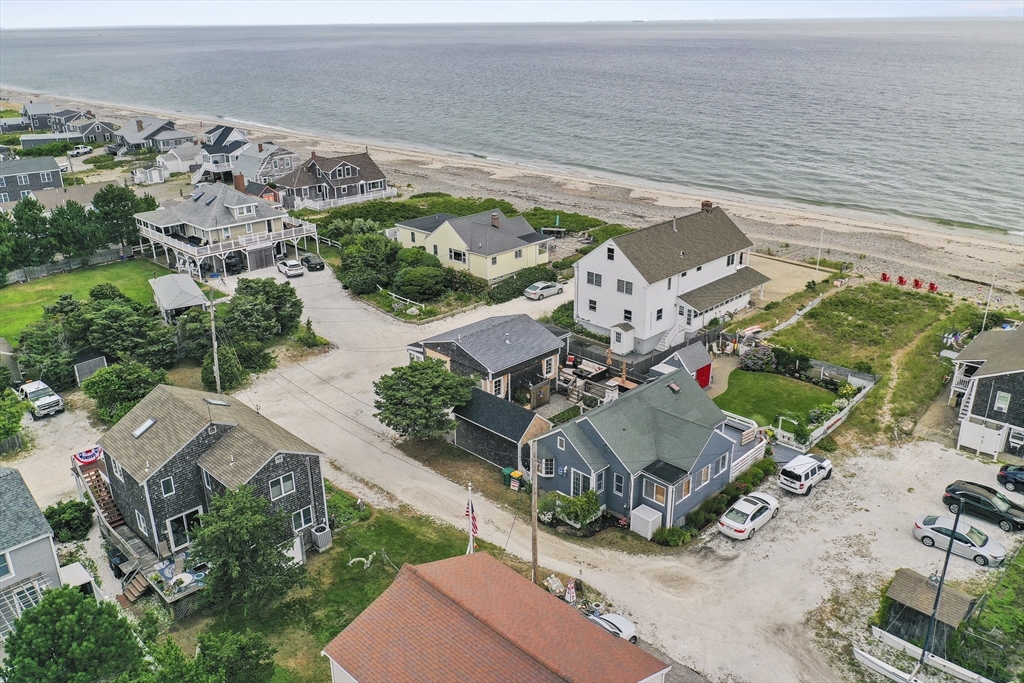 1 bed, 1 bath apartment for rent at 26 Newport Ave, Scituate — photo 33 of 35