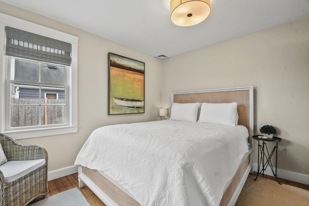 1 bed, 1 bath apartment for rent at 26 Newport Ave, Scituate — photo 22 of 35