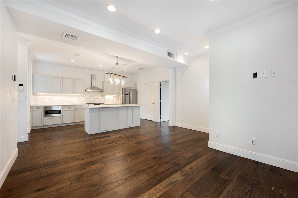 3 bed, 2 bath apartment for rent at 26 Newport St Unit two, Dorchester — photo 3 of 10