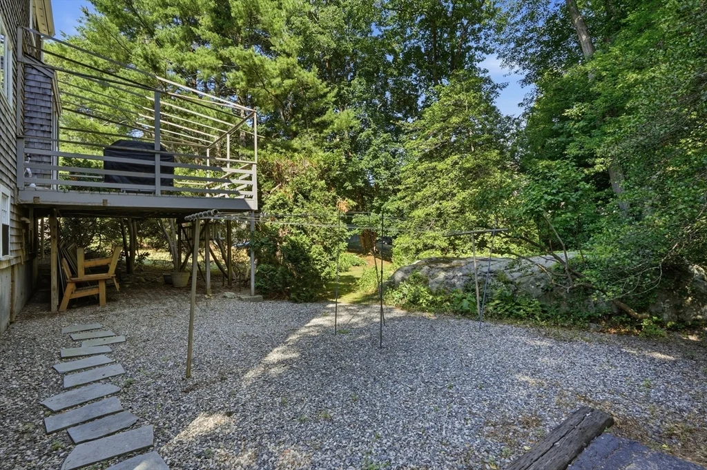 4 bed, 2 bath apartment for rent at 26 Old Coach Rd, Cohasset — photo 40 of 42