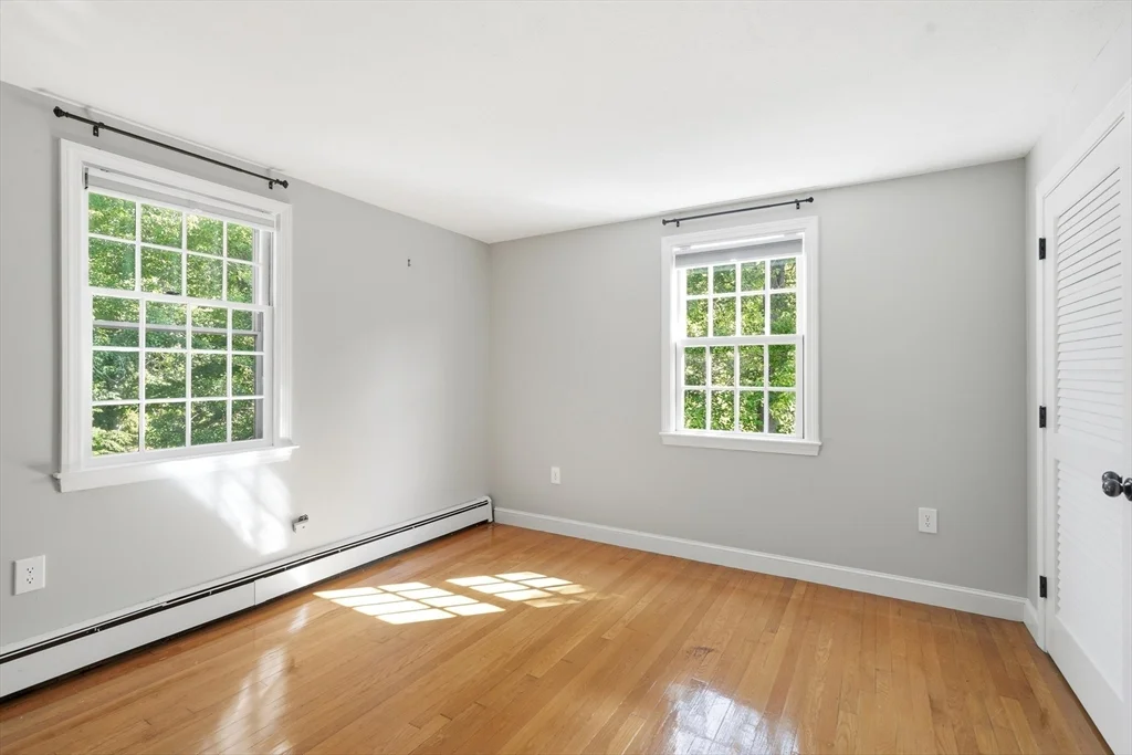 4 bed, 2 bath apartment for rent at 26 Old Coach Rd, Cohasset — photo 34 of 42