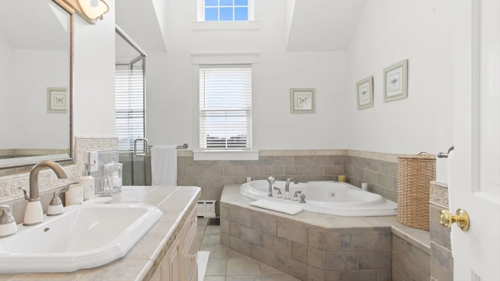 6 bed, 4+ bath apartment for rent at 26 Old Tom Nevers Unit 1, Nantucket — photo 12 of 31