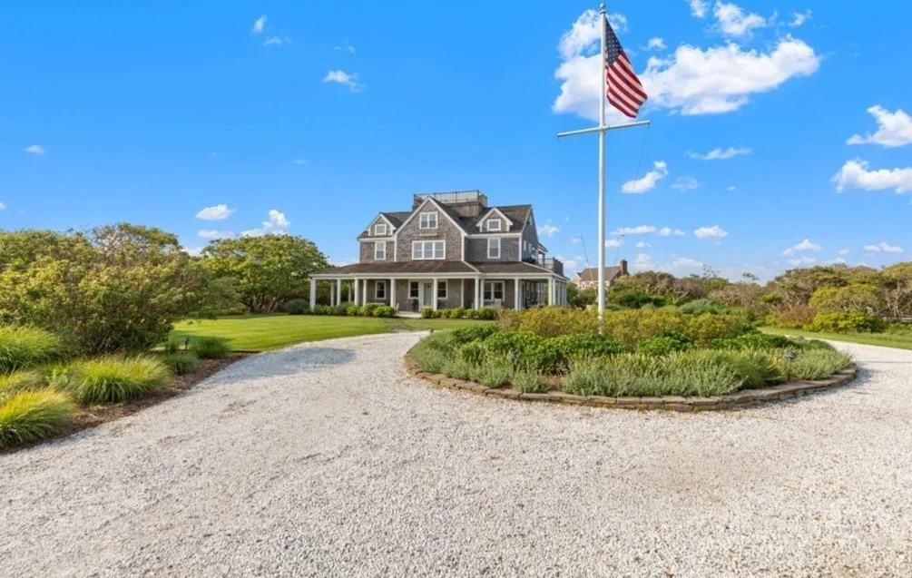 6 bed, 4+ bath apartment for rent at 26 Old Tom Nevers Unit 1, Nantucket — photo 22 of 31