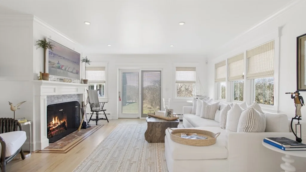 6 bed, 4+ bath apartment for rent at 26 Old Tom Nevers Unit 1, Nantucket — photo 13 of 31