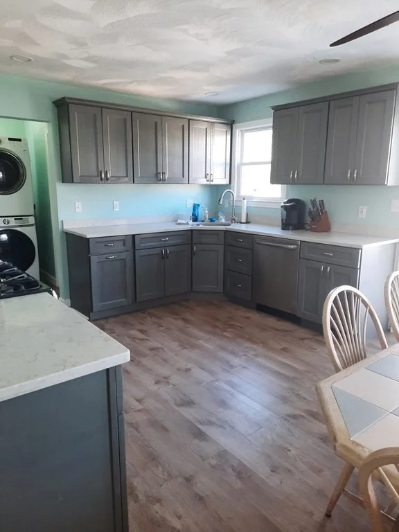 3 bed, 1 bath apartment for rent at 26 Olympia Unit 26, Marshfield — photo 8 of 12