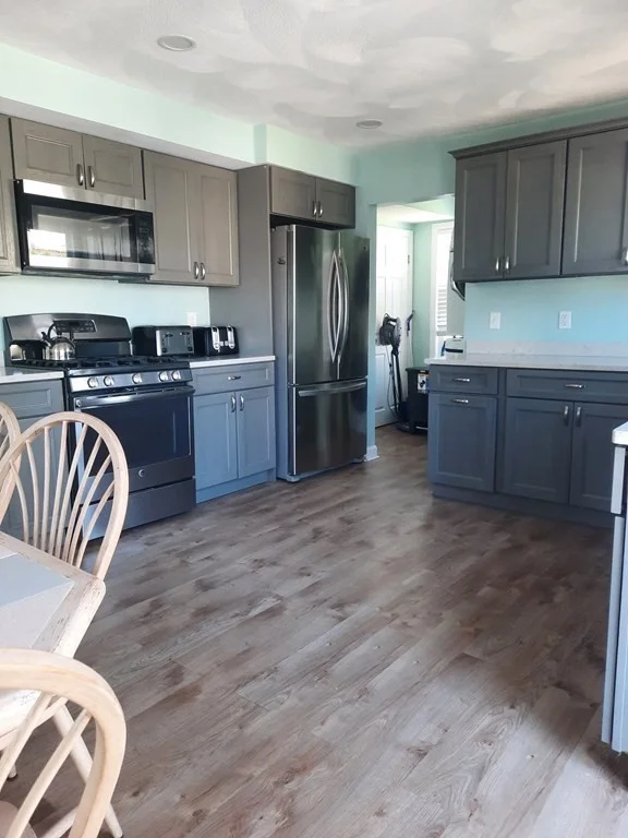 3 bed, 1 bath apartment for rent at 26 Olympia Unit 26, Marshfield — photo 2 of 12