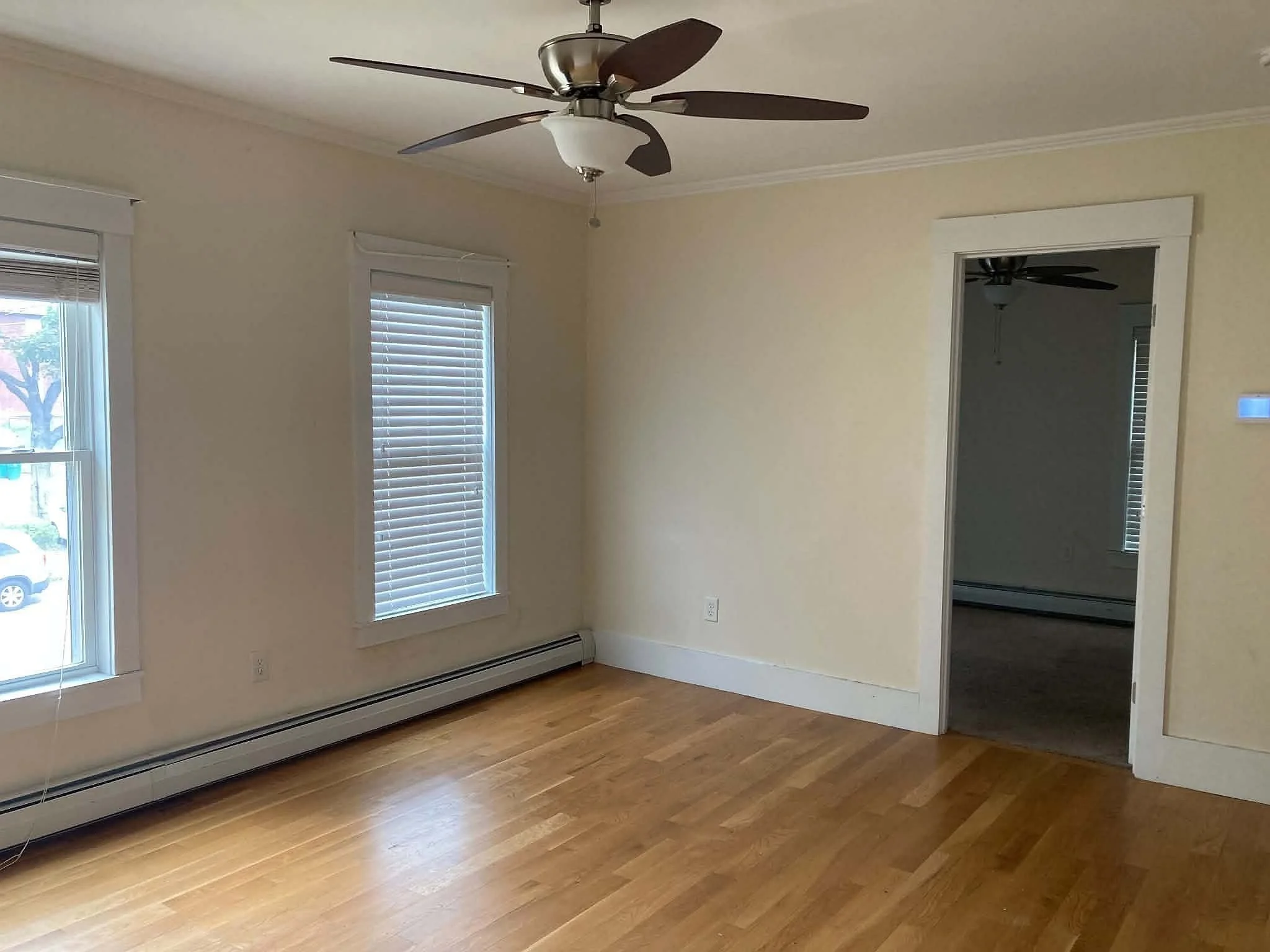 5 bed, 1 bath apartment for rent at 26 Orange St Unit 2, Fitchburg — photo 5 of 14