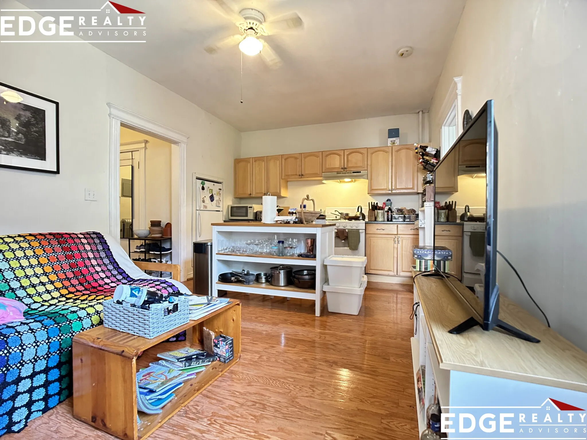 2 bed, 1 bath apartment for rent at 26 Park Vale Ave Unit 7, Brighton — photo 3 of 8