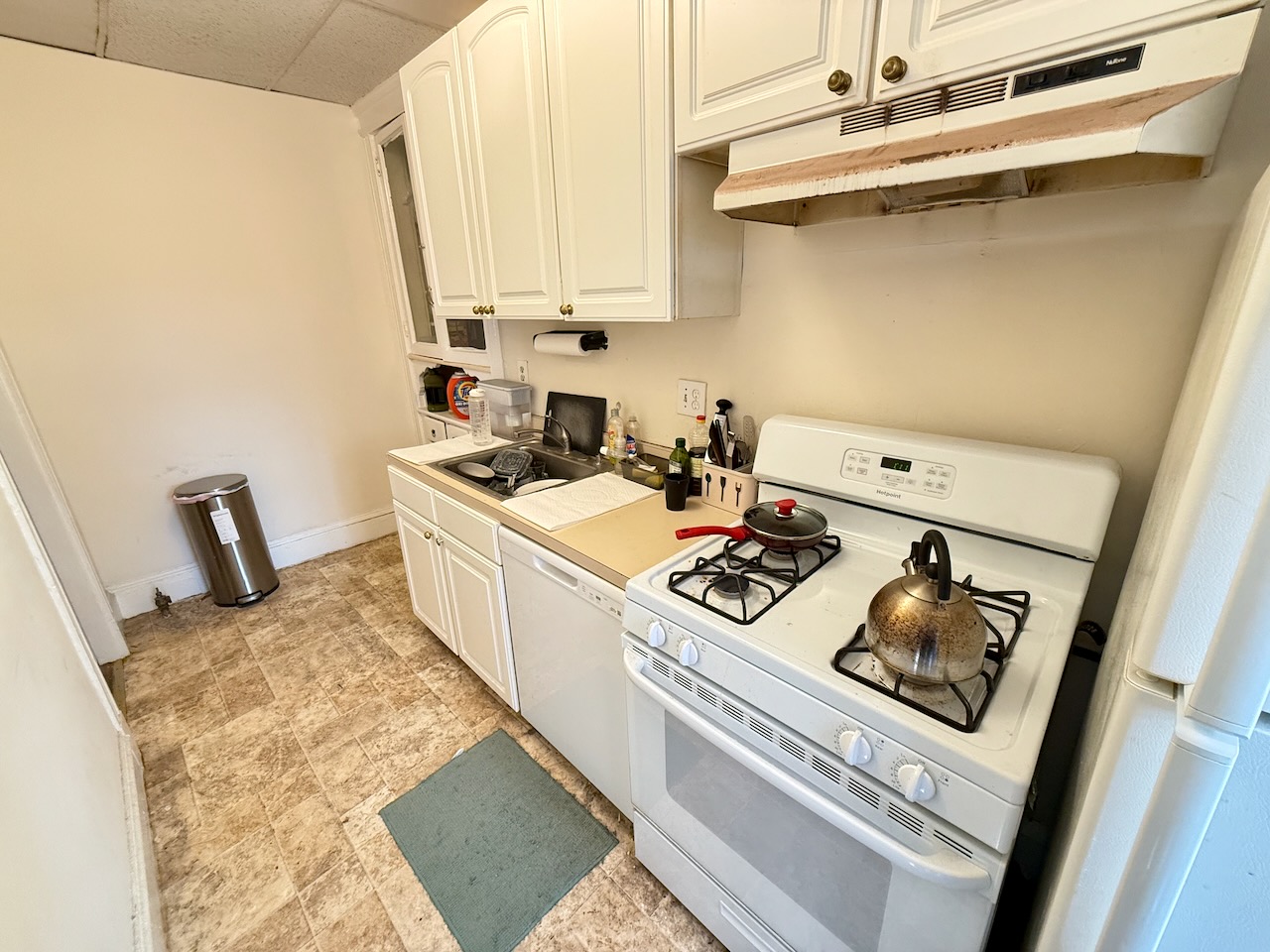 2 bed, 1 bath apartment for rent at 26 Park Vale Ave Unit 8, Brighton — photo 5 of 13