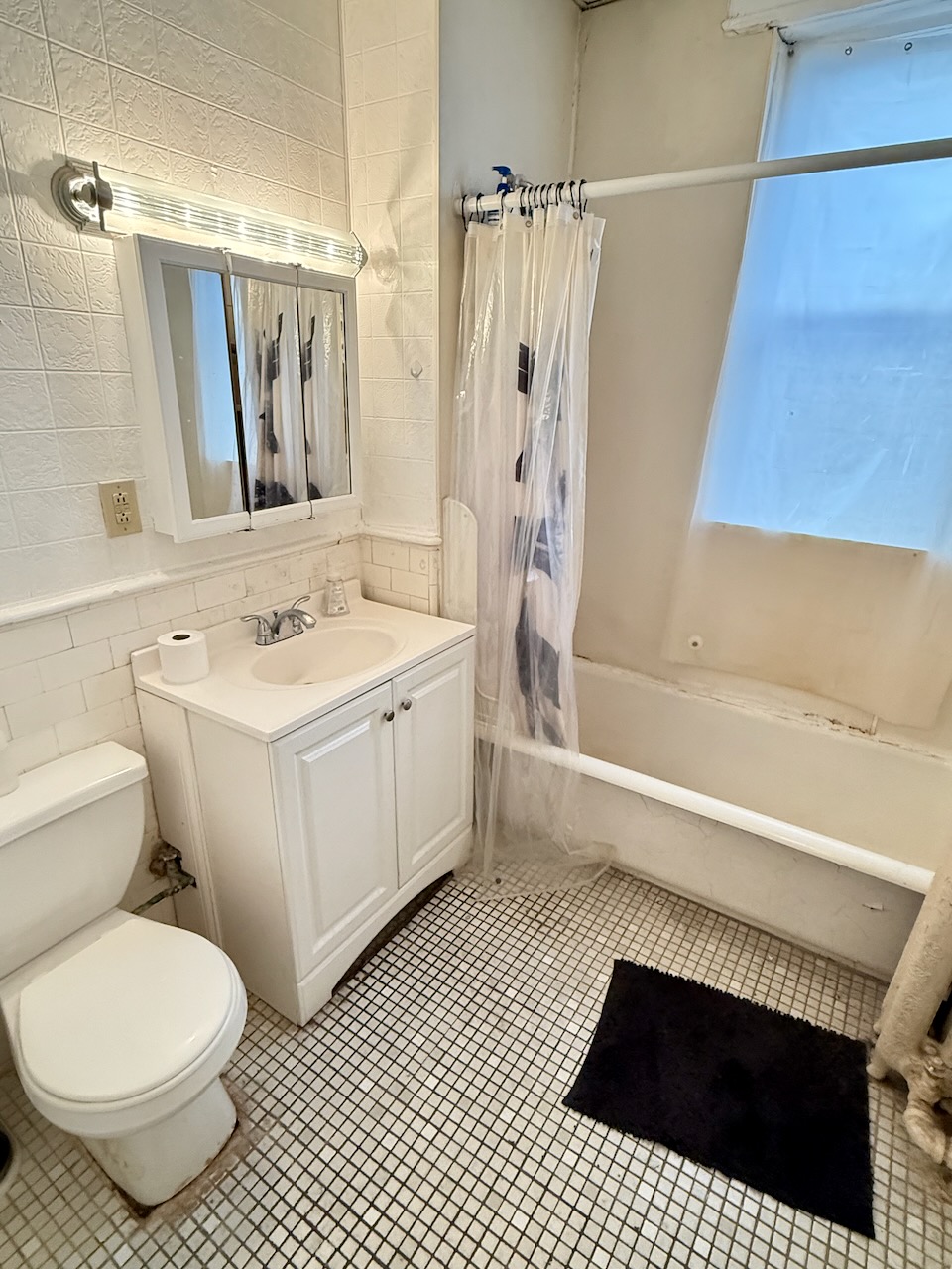 2 bed, 1 bath apartment for rent at 26 Park Vale Ave Unit 8, Brighton — photo 6 of 13
