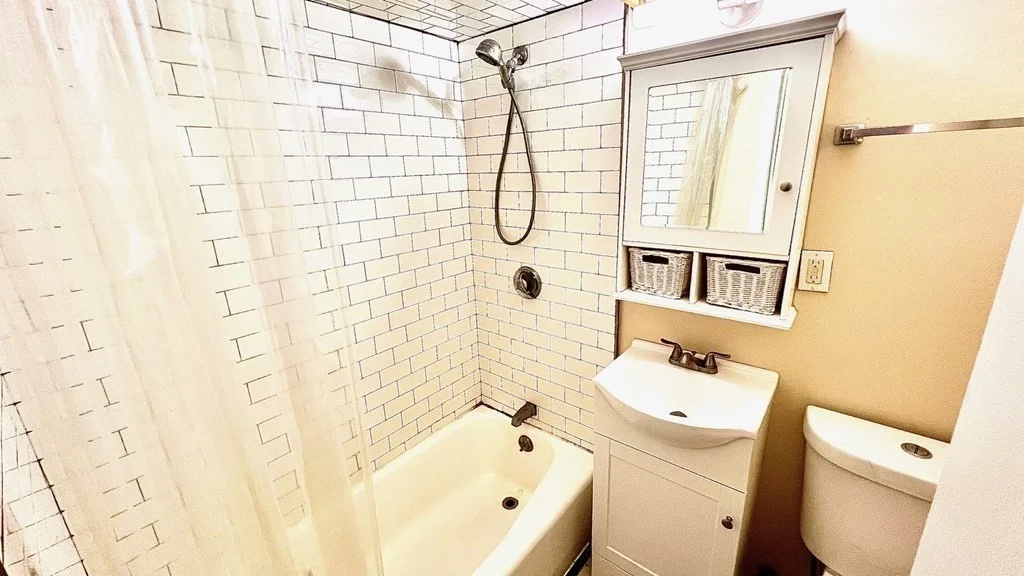 1 bed, 1 bath apartment for rent at 26 Pauline St Unit 1, Winthrop — photo 8 of 8