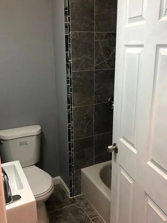 4 bed, 1 bath apartment for rent at 26 Payson Unit 2, Dorchester — photo 8 of 13