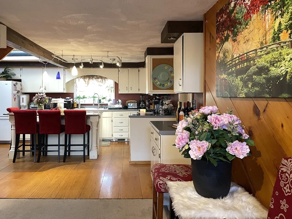 3 bed, 2 bath apartment for rent at 26 Pelham St, Billerica — photo 6 of 38