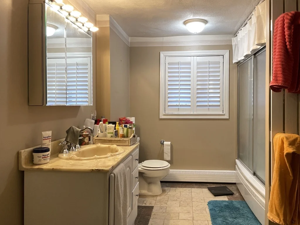 3 bed, 2 bath apartment for rent at 26 Pelham St, Billerica — photo 26 of 38