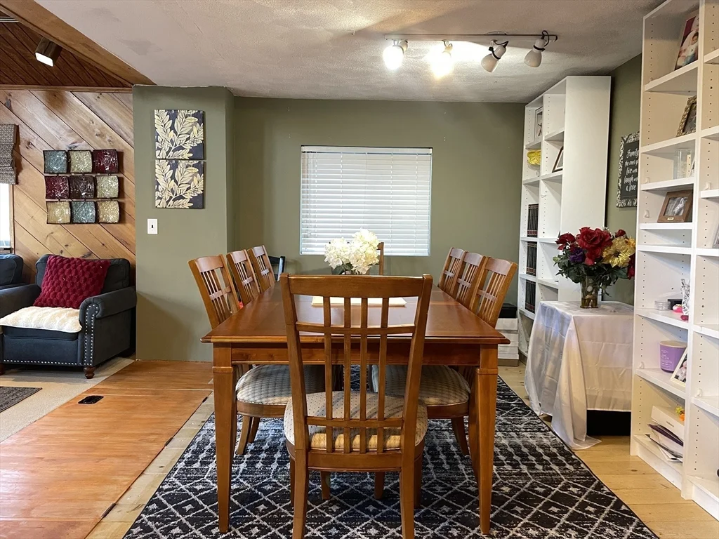 3 bed, 2 bath apartment for rent at 26 Pelham St, Billerica — photo 9 of 38