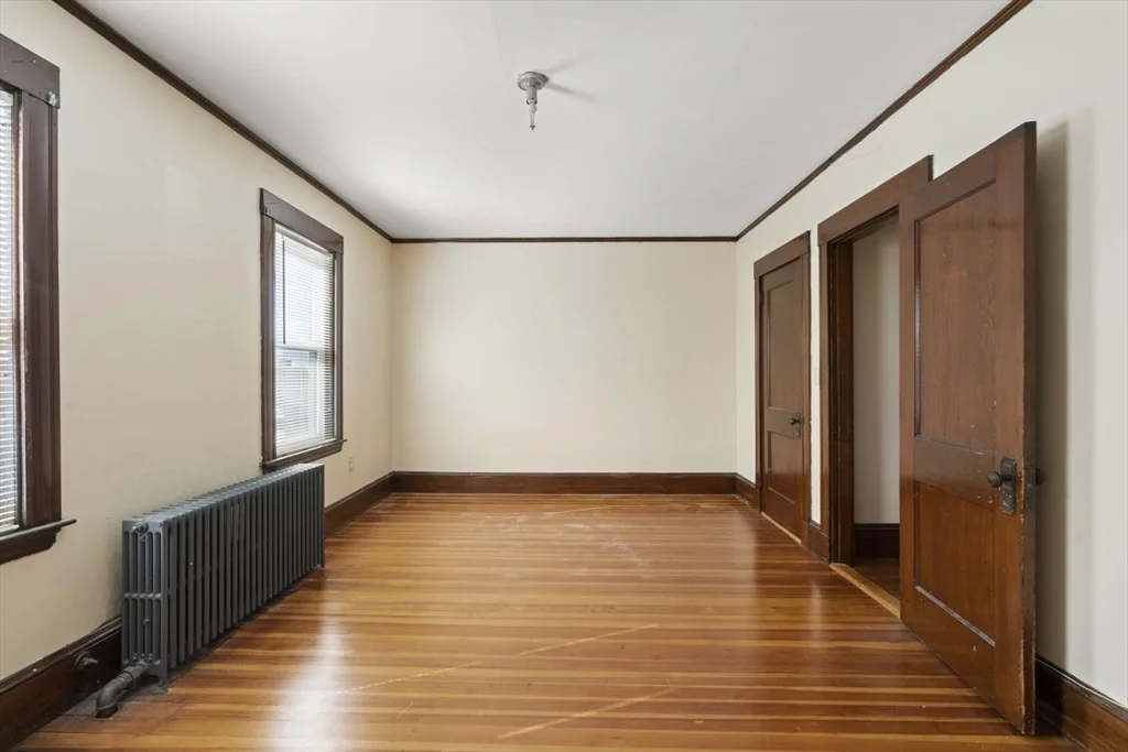 4 bed, 2 bath apartment for rent at 26 Pennsylvania Ave Unit 26, East Somerville — photo 19 of 25