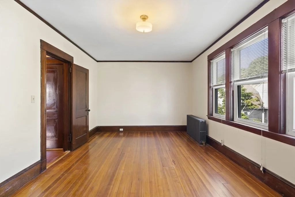 4 bed, 2 bath apartment for rent at 26 Pennsylvania Ave Unit 26, East Somerville — photo 14 of 25