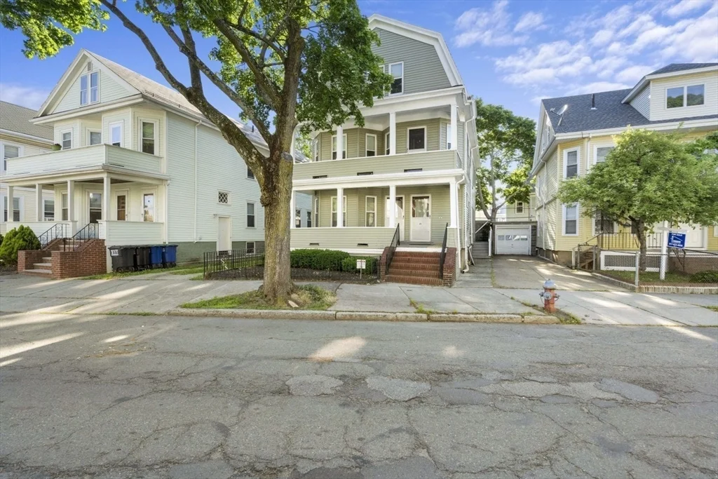 4 bed, 2 bath apartment for rent at 26 Pennsylvania Ave Unit 26, East Somerville — photo 22 of 25