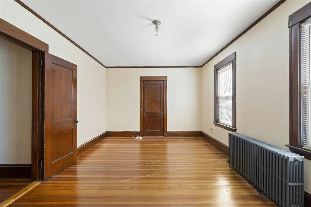 4 bed, 2 bath apartment for rent at 26 Pennsylvania Ave Unit 26, East Somerville — photo 18 of 25