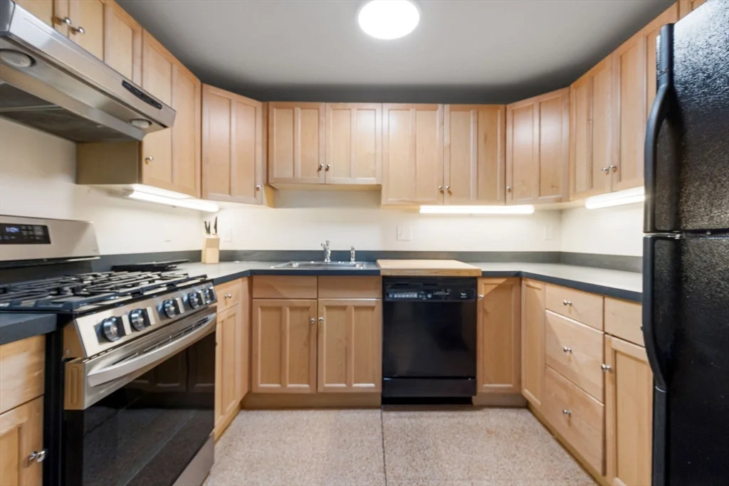 2 bed, 1 bath apartment for rent at 26 Piedmont St Unit 26, Back Bay — photo 11 of 19