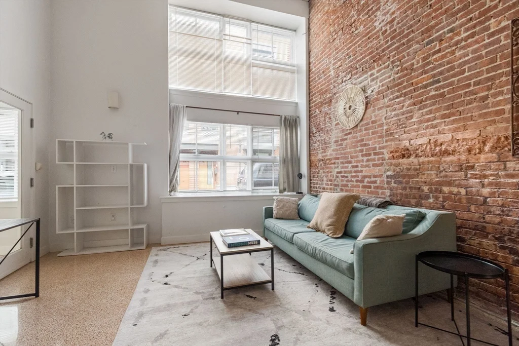 2 bed, 1 bath apartment for rent at 26 Piedmont St Unit 26, Back Bay — photo 5 of 19
