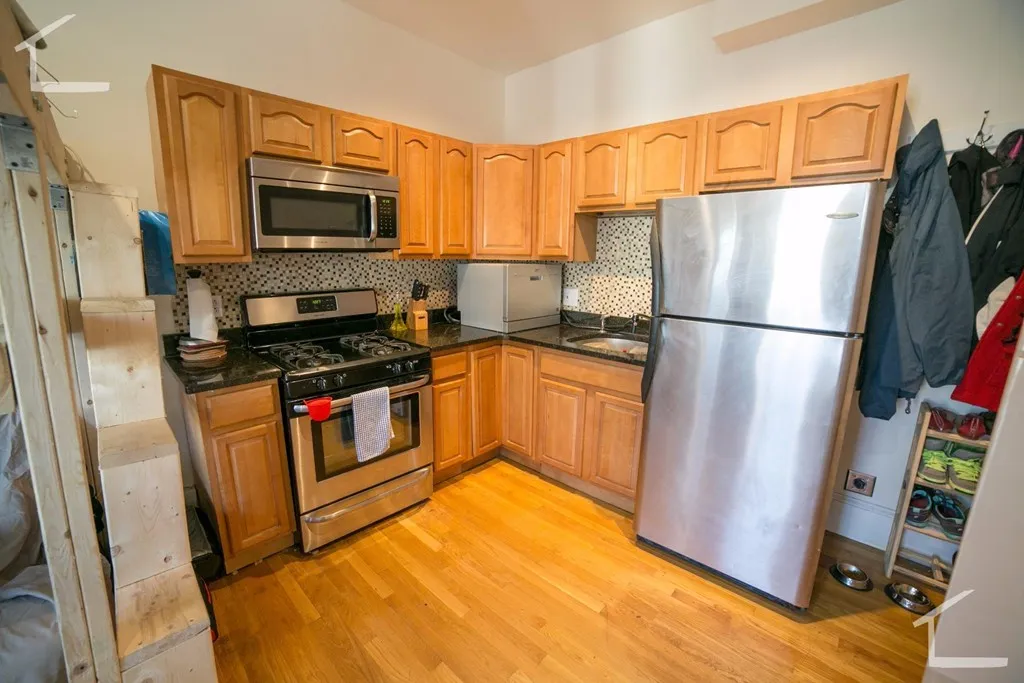 Studio bed, 1 bath apartment for rent at 26 Pinckney St Unit 3, East Somerville — photo 7 of 19