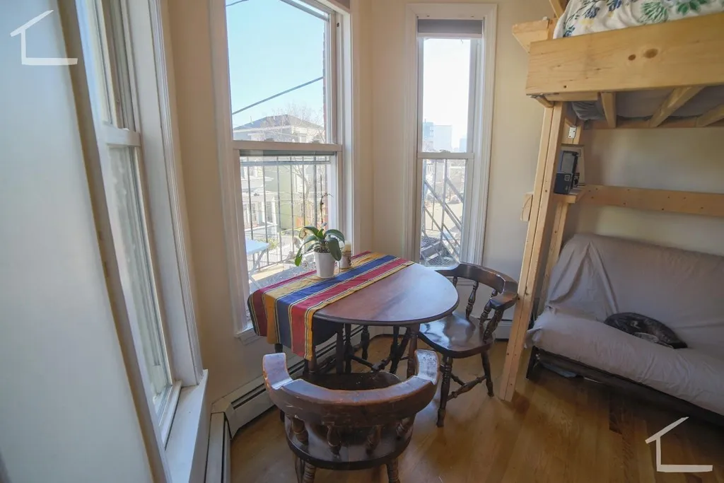 Studio bed, 1 bath apartment for rent at 26 Pinckney St Unit 3, East Somerville — photo 10 of 19