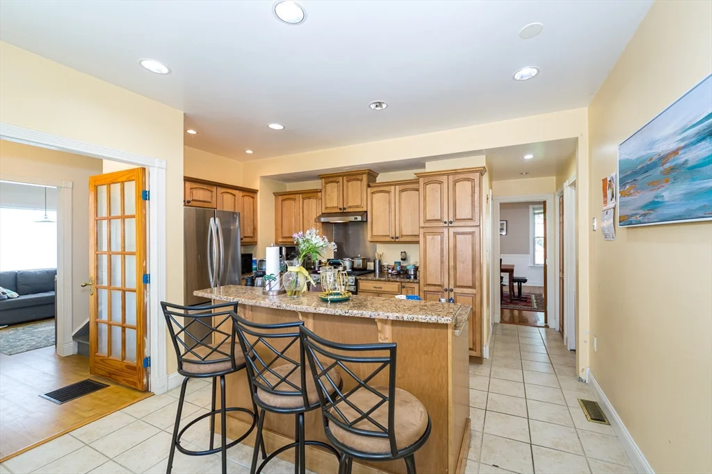7 bed, 2 bath apartment for rent at 26 Pine St Unit 26, Natick — photo 1 of 34