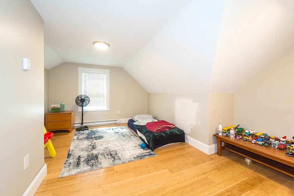 7 bed, 2 bath apartment for rent at 26 Pine St Unit 26, Natick — photo 23 of 34