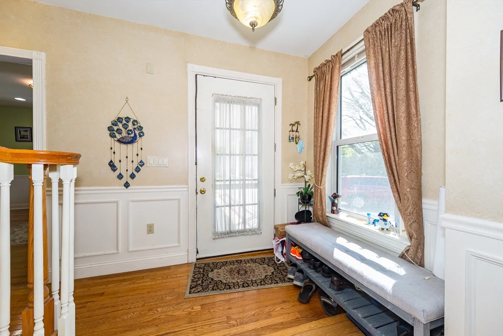 7 bed, 2 bath apartment for rent at 26 Pine St Unit 26, Natick — photo 34 of 34