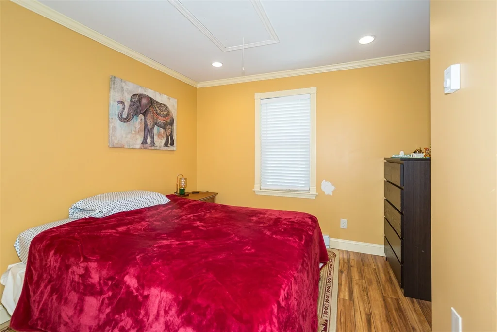 7 bed, 2 bath apartment for rent at 26 Pine St Unit 26, Natick — photo 7 of 34