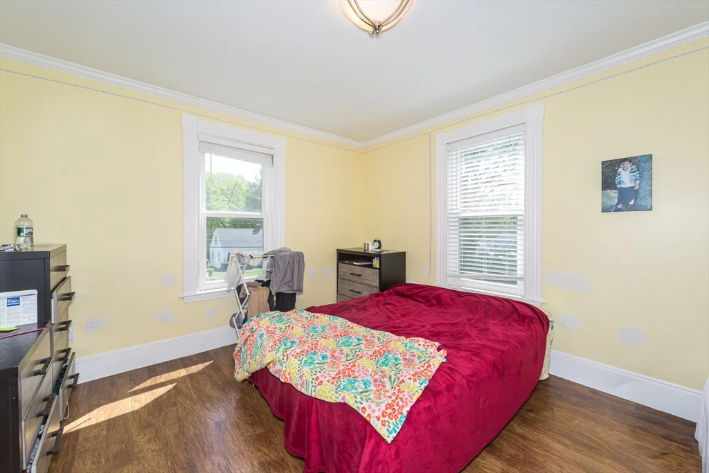 7 bed, 2 bath apartment for rent at 26 Pine St Unit 26, Natick — photo 27 of 34