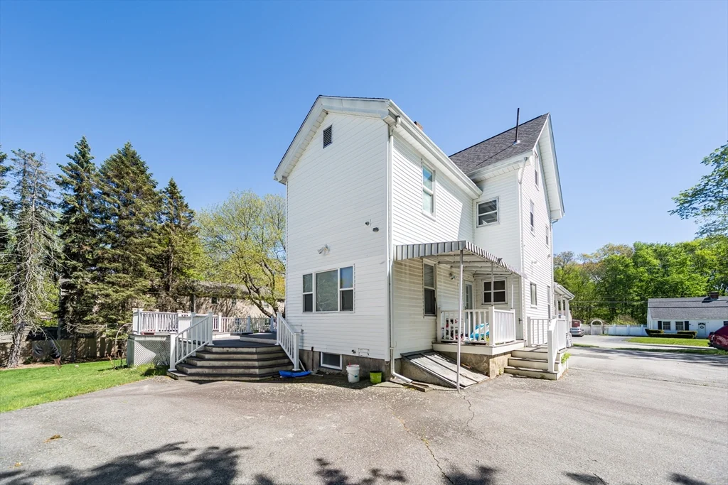 7 bed, 2 bath apartment for rent at 26 Pine St Unit 26, Natick — photo 14 of 34