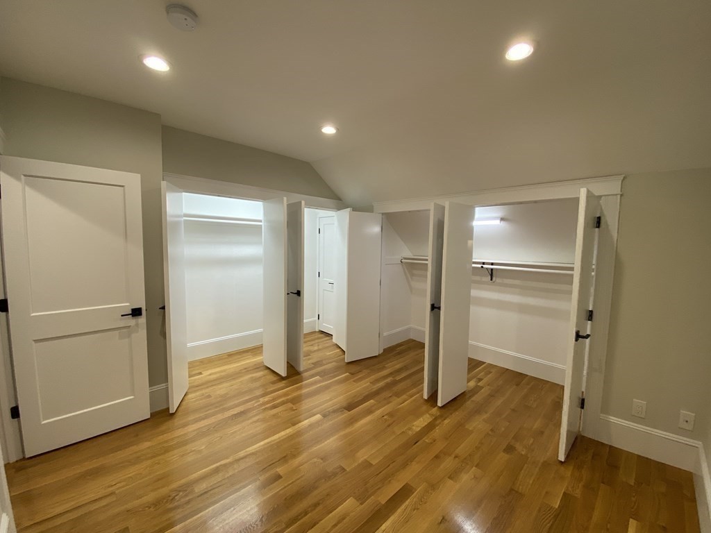 4 bed, 2 bath apartment for rent at 26 Playstead Rd Unit 2, Newton Corner — photo 13 of 27