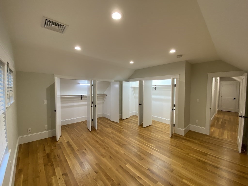4 bed, 2 bath apartment for rent at 26 Playstead Rd Unit 2, Newton Corner — photo 11 of 27