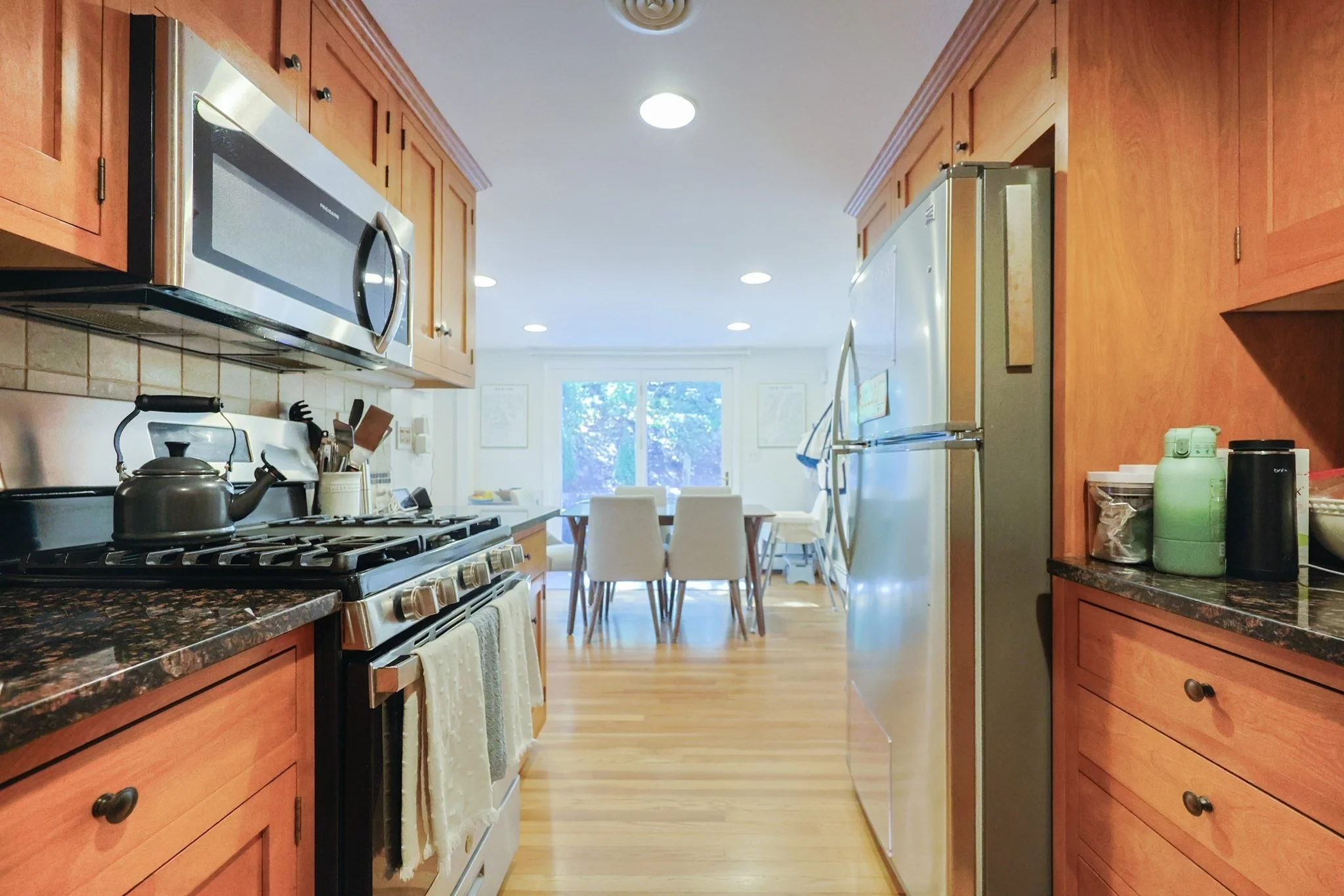2 bed, 2 bath apartment for rent at 26 Pleasant St Unit B, Wellesley — photo 7 of 23