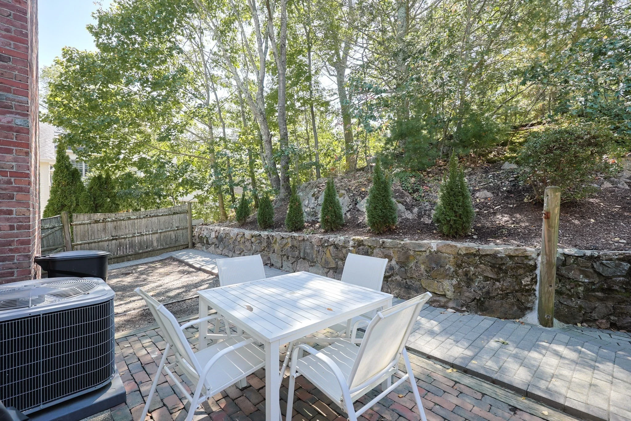 2 bed, 2 bath apartment for rent at 26 Pleasant St Unit B, Wellesley — photo 20 of 23