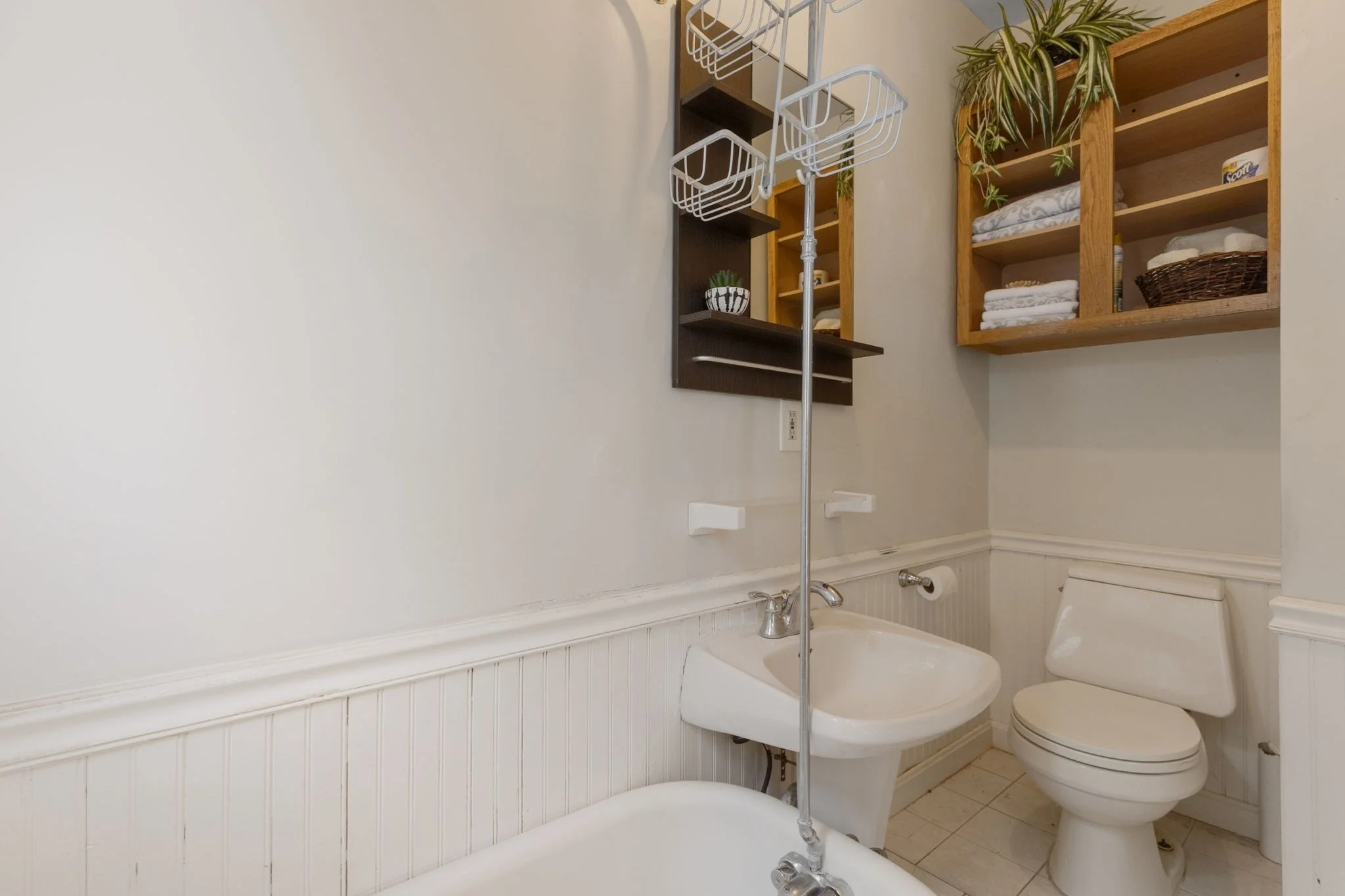 2 bed, 1 bath apartment for rent at 26 Plymouth Unit 3, Kendall Square — photo 4 of 13