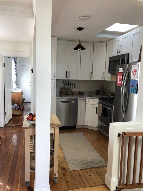 2 bed, 2 bath apartment for rent at 26 Prospect Unit 3, Charlestown — photo 7 of 19