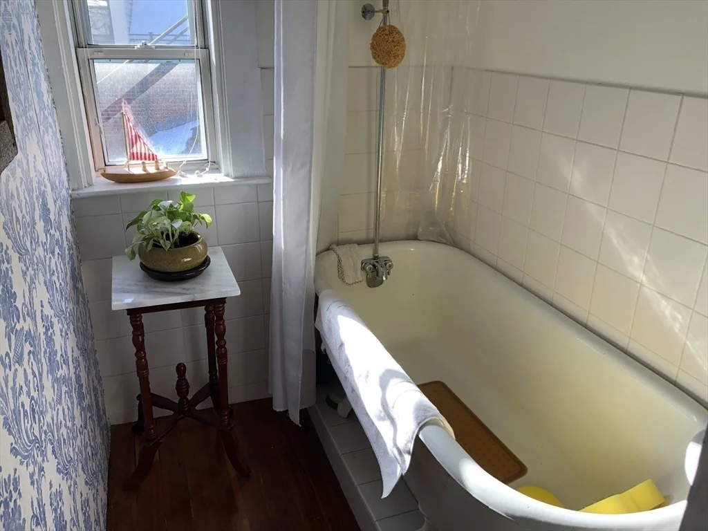 2 bed, 2 bath apartment for rent at 26 Prospect Unit 3, Charlestown — photo 15 of 19