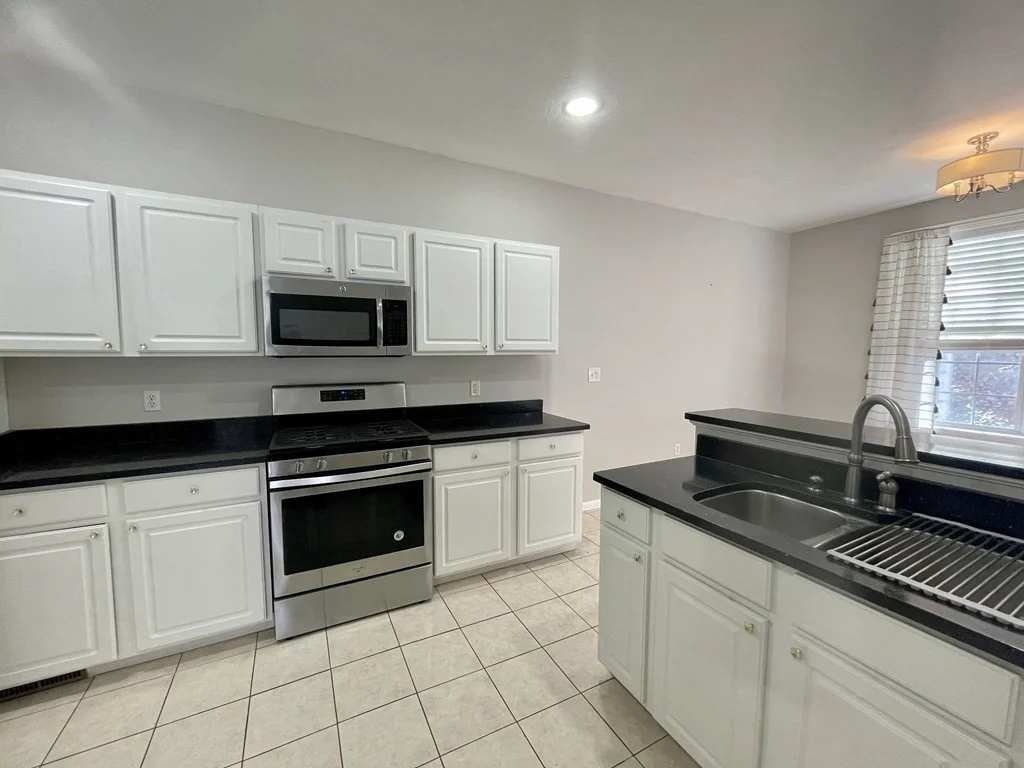 2 bed, 2 bath apartment for rent at 26 Ptarmigan Dr Unit 26, Shrewsbury — photo 7 of 36