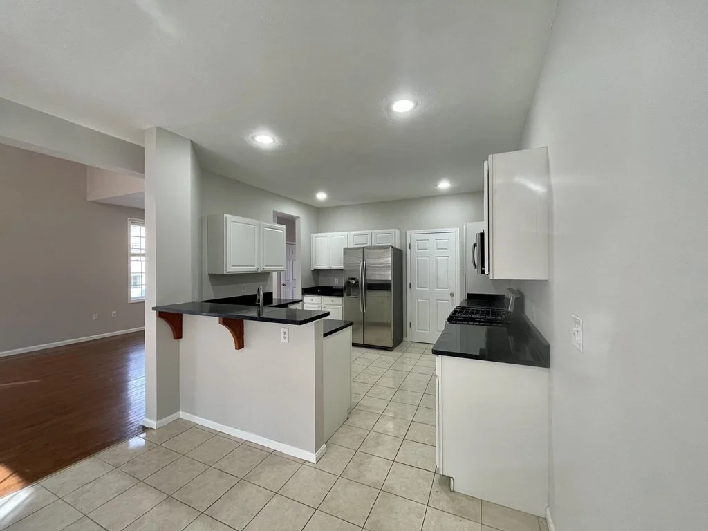 2 bed, 2 bath apartment for rent at 26 Ptarmigan Dr Unit 26, Shrewsbury — photo 9 of 36