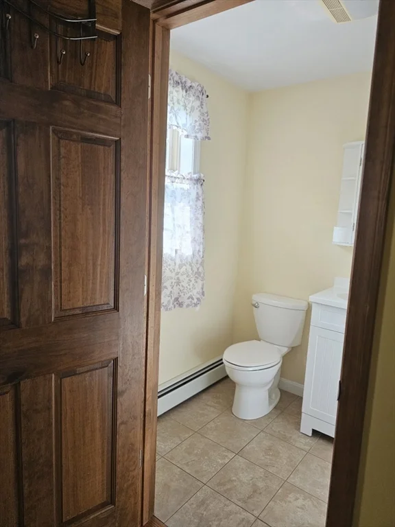 3 bed, 2 bath apartment for rent at 26 Purchase St Unit 1, Rehoboth — photo 26 of 42