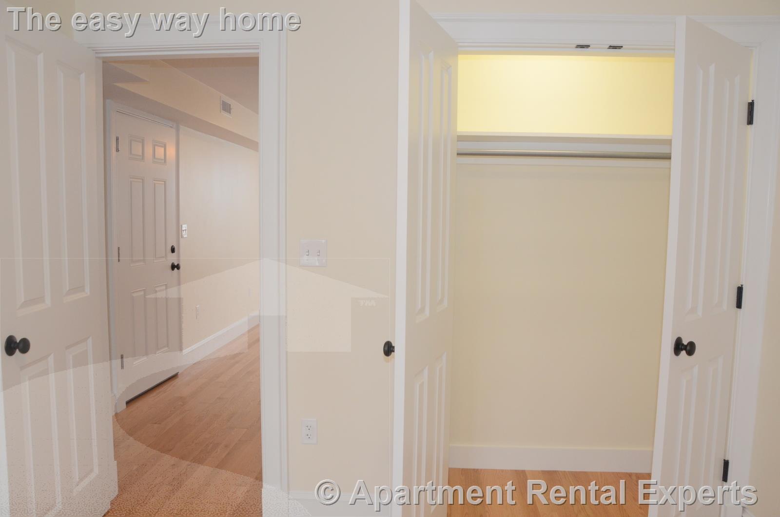 2 bed, 1 bath apartment for rent at 26 Putnam St Unit 4, Spring Hill — photo 8 of 11