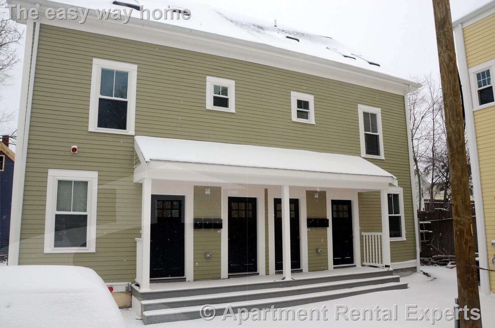 2 bed, 1 bath apartment for rent at 26 Putnam St Unit 4, Spring Hill — photo 2 of 11