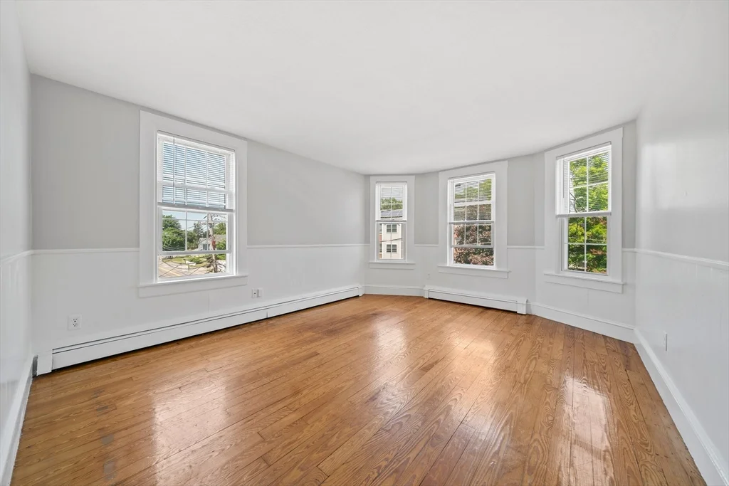 2 bed, 1 bath apartment for rent at 26 Revere St Unit 3A, Canton