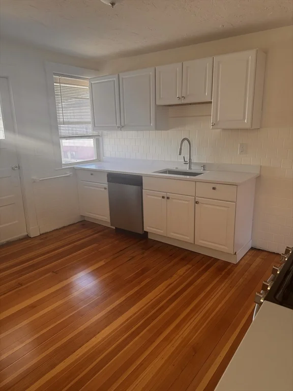 2 bed, 1 bath apartment for rent at 26 Rockwell Ave Unit 2, Medford — photo 3 of 19