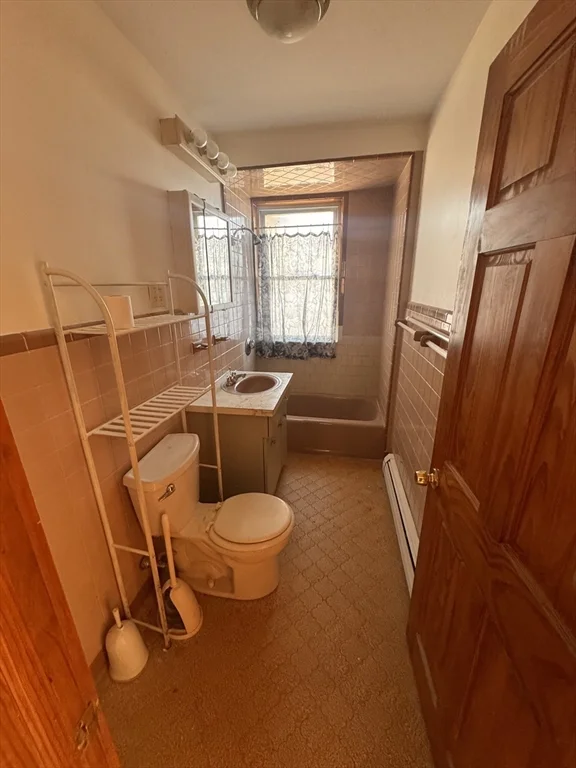 2 bed, 1 bath apartment for rent at 26 Rockwell Ave Unit 2, Medford — photo 8 of 19