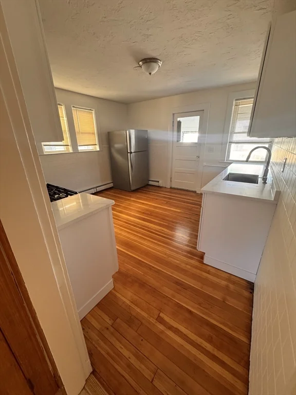 2 bed, 1 bath apartment for rent at 26 Rockwell Ave Unit 2, Medford — photo 2 of 19